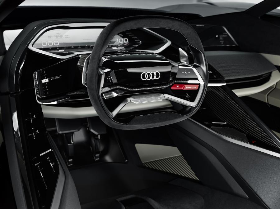 Панель приборов Audi PB 18 e-tron 2018 года  (фото 17 из 51)